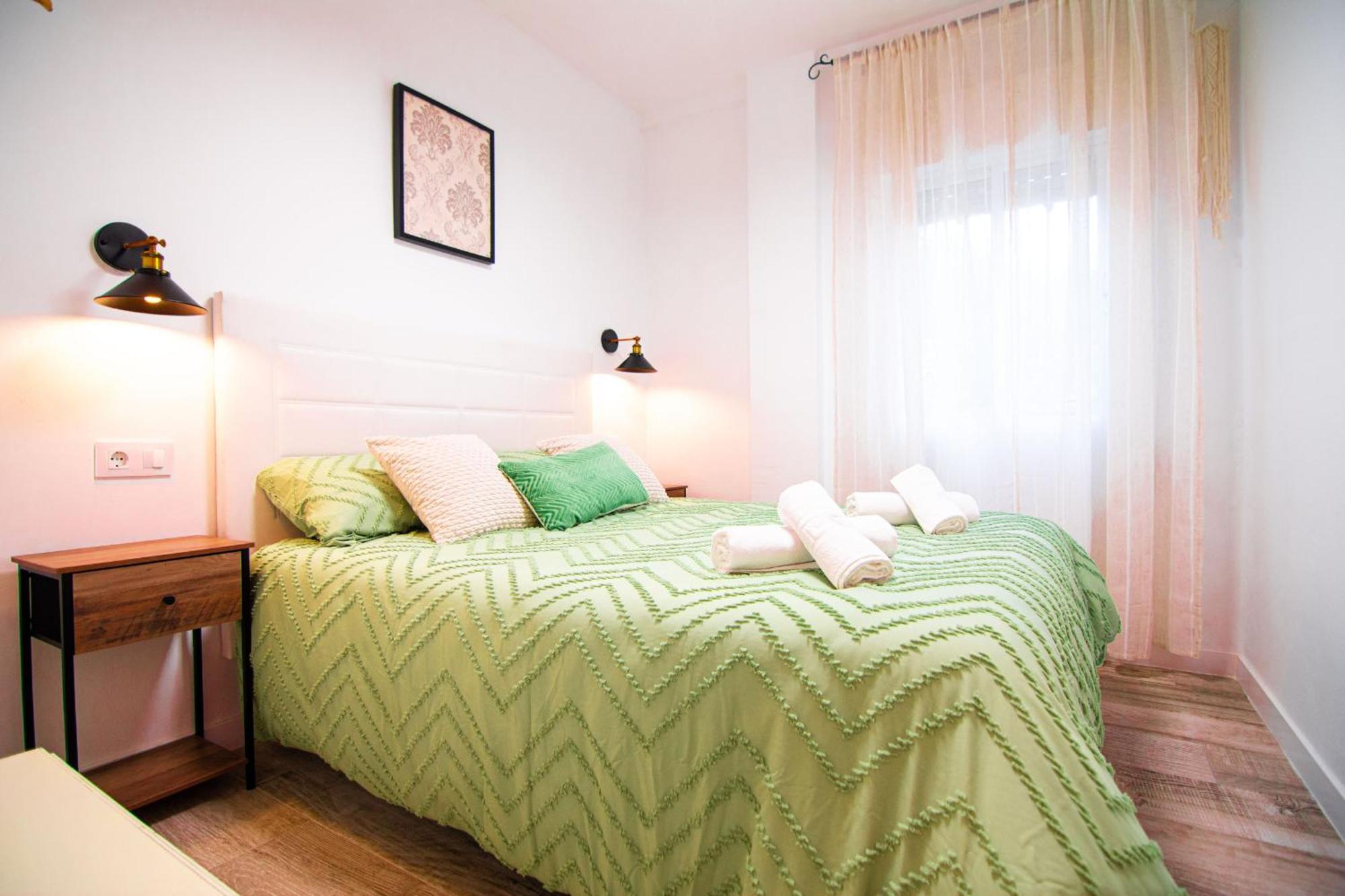 דירות סביליה Edomus Playa Y Sol Boutique מראה חיצוני תמונה